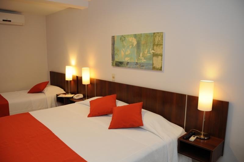 Hotel California Montevideo Exteriör bild