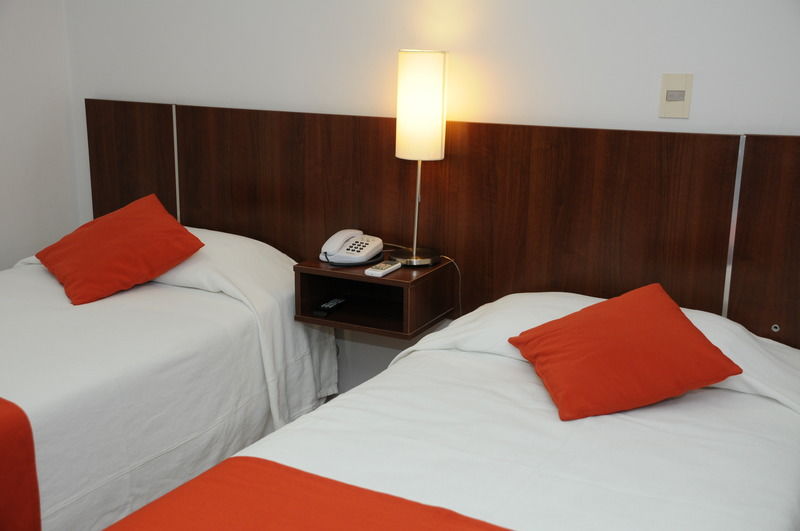 Hotel California Montevideo Exteriör bild